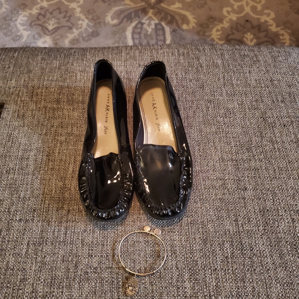 Vama Patent Loafer